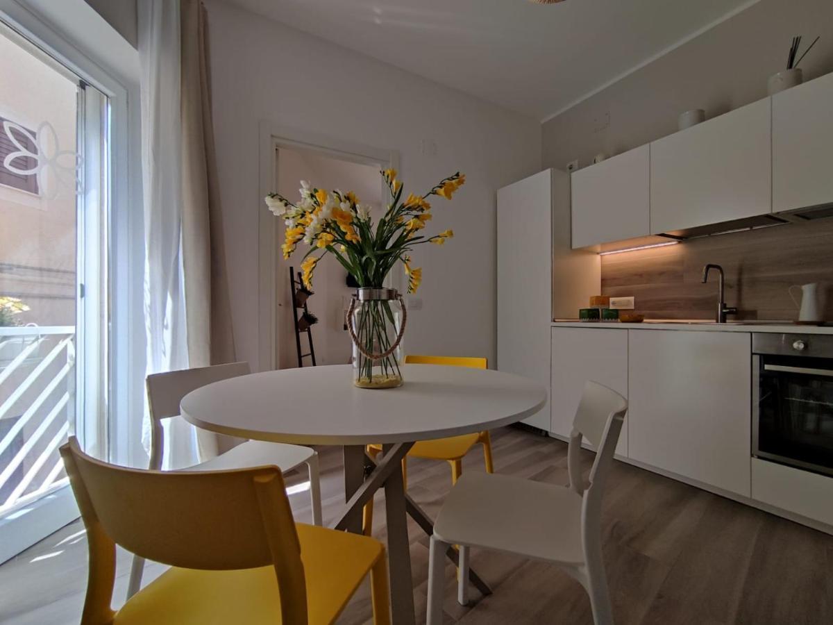 Dimora La Fresia Apartment มาสซาฟรา ภายนอก รูปภาพ